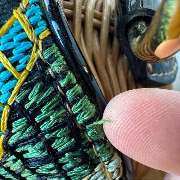 Eric Javits Wicker Bag Frog Print Embroidery - Picture 15 of 17